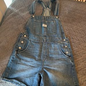 Levi’s Shortalls